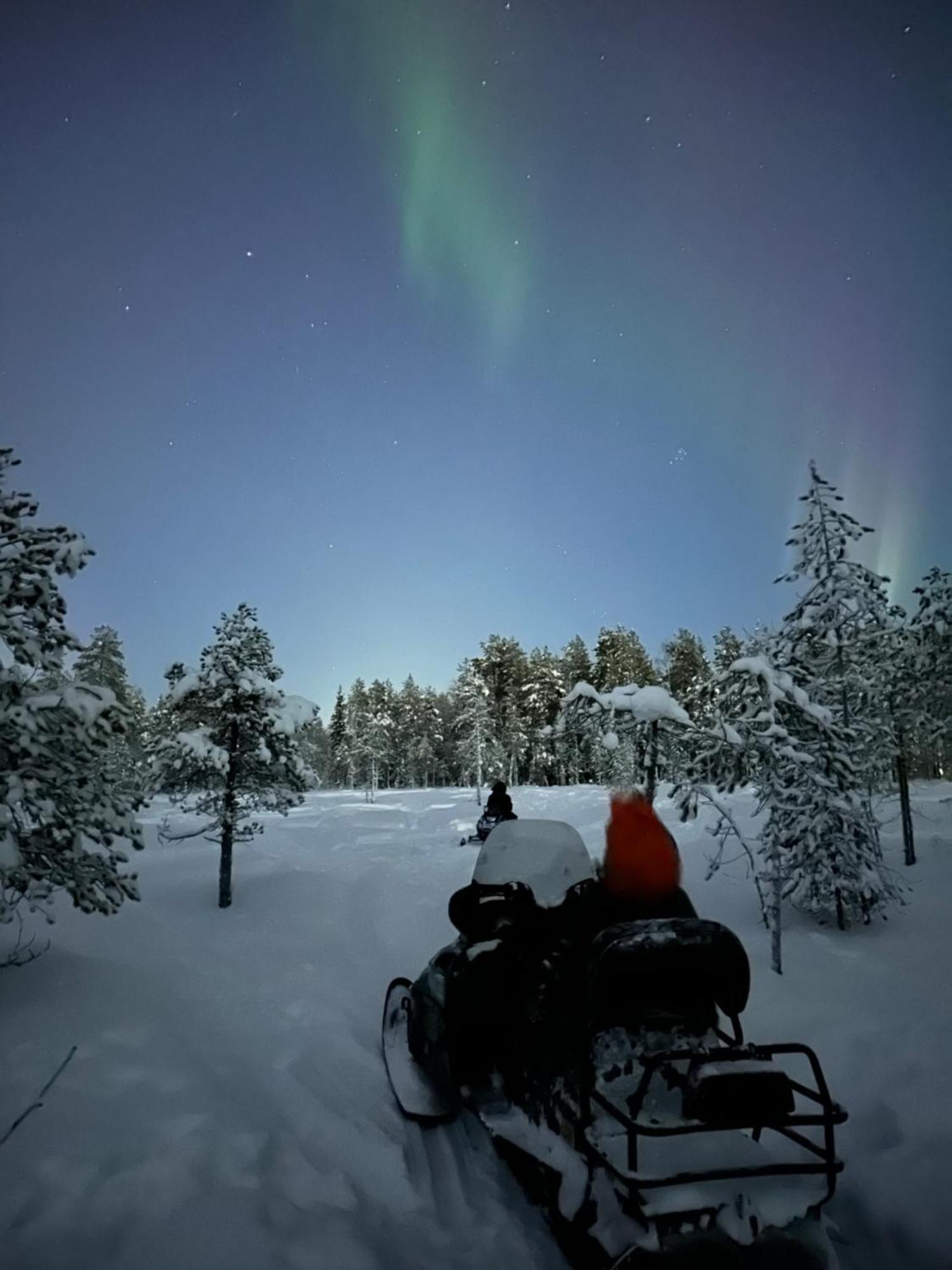 Вилла Elves Cabin Wagon Рованиеми Экстерьер фото